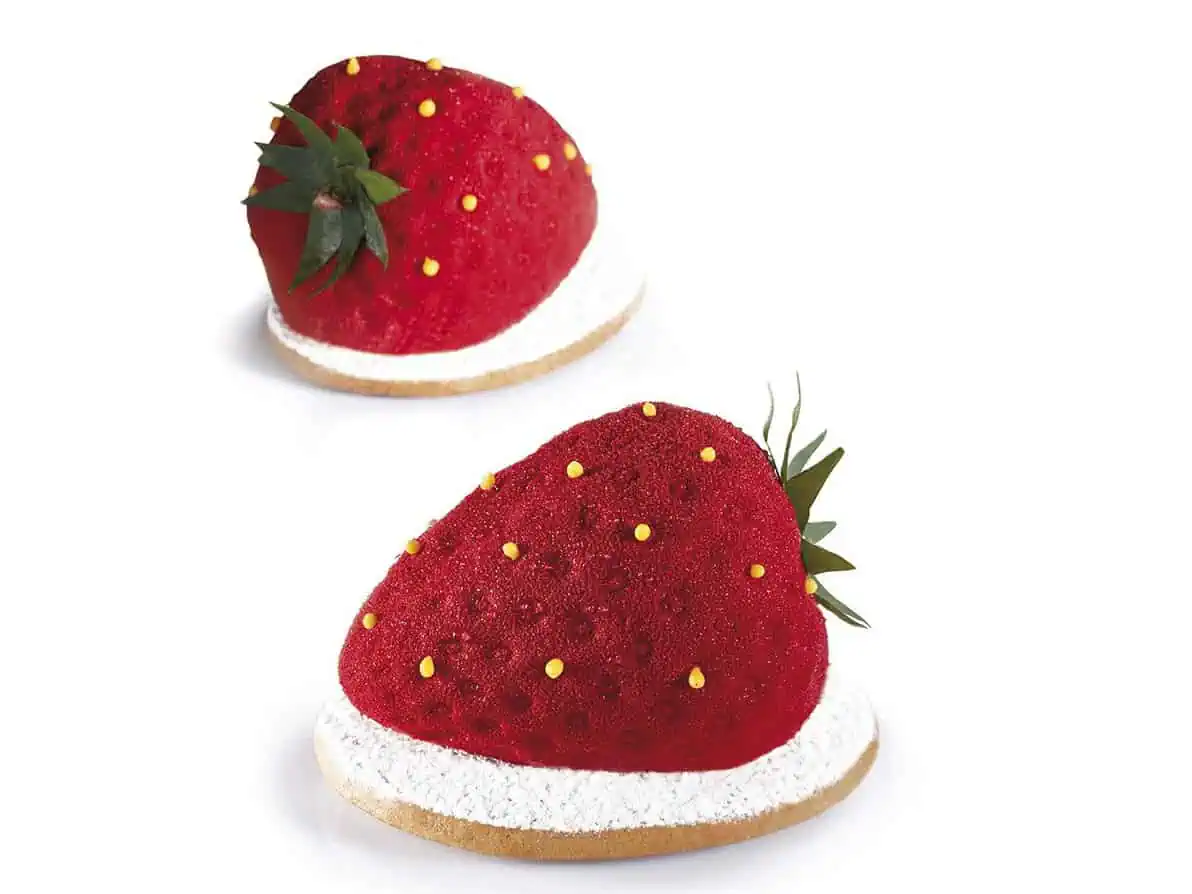 PAVONI MOULD - STRAWBERRY PX4333